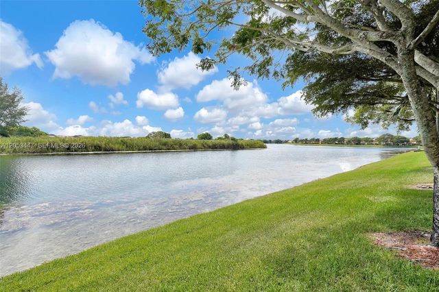22019 SW 92nd Place, Cutler Bay, FL 33190