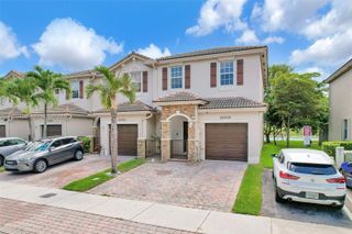 22019 SW 92nd Place, Cutler Bay, FL 33190