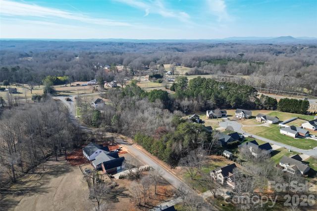 1625 Summerlin Place, Newton, NC 28658