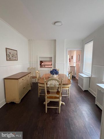 334 BARCLAY ST, Burlington, NJ 08016