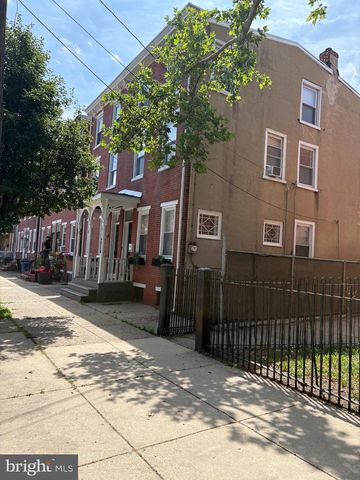 334 BARCLAY ST, Burlington, NJ 08016