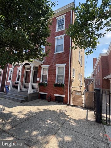 334 BARCLAY ST, Burlington, NJ 08016