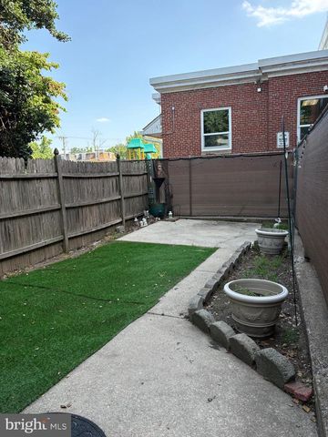 334 BARCLAY ST, Burlington, NJ 08016