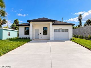 3316 Handy CT, Fort Myers, FL 33916
