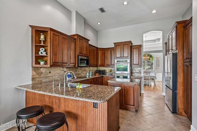 1452 COURSE VIEW Drive, Fleming Island, FL 32003