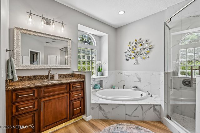1452 COURSE VIEW Drive, Fleming Island, FL 32003