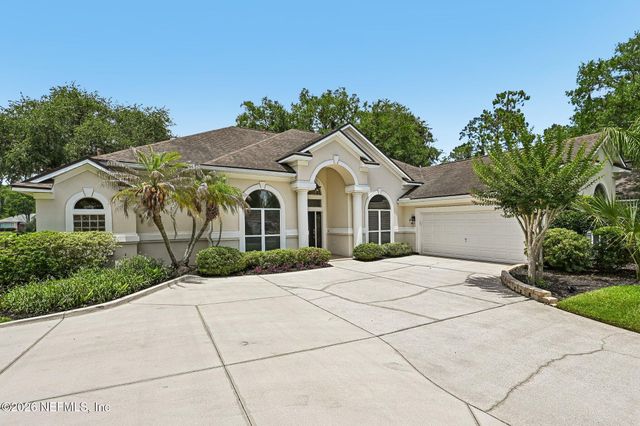 1452 COURSE VIEW Drive, Fleming Island, FL 32003