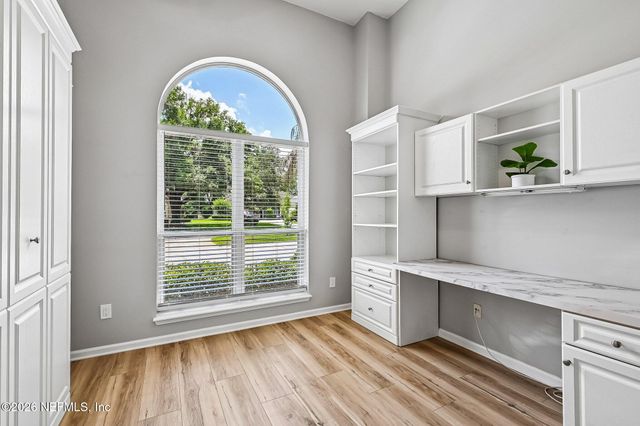 1452 COURSE VIEW Drive, Fleming Island, FL 32003