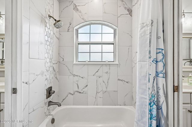 1452 COURSE VIEW Drive, Fleming Island, FL 32003