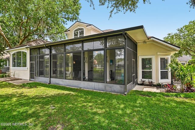 1452 COURSE VIEW Drive, Fleming Island, FL 32003