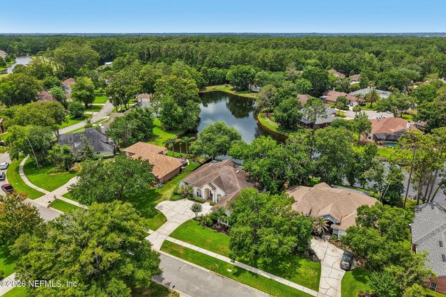 1452 COURSE VIEW Drive, Fleming Island, FL 32003