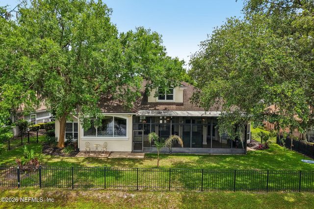 1452 COURSE VIEW Drive, Fleming Island, FL 32003