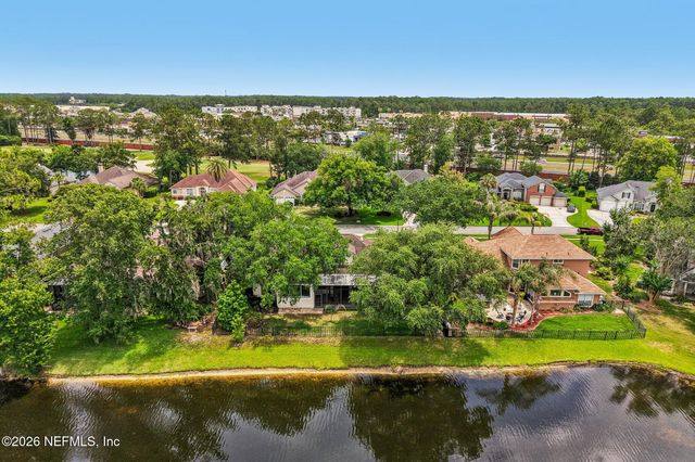 1452 COURSE VIEW Drive, Fleming Island, FL 32003