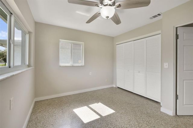 2331 W OAK STREET, Kissimmee, FL 34741