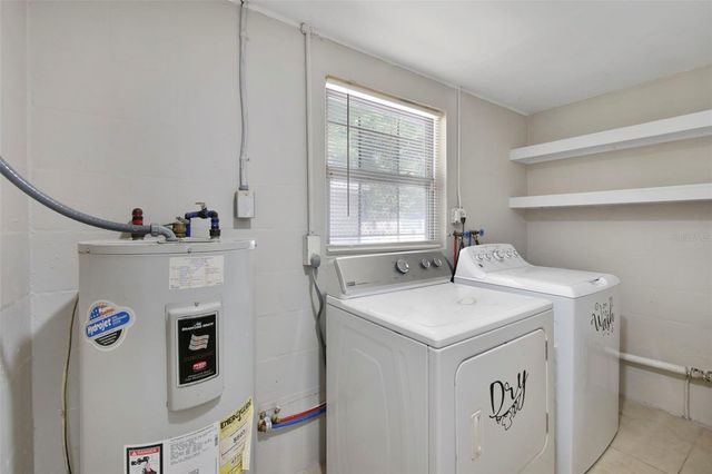 2331 W OAK STREET, Kissimmee, FL 34741