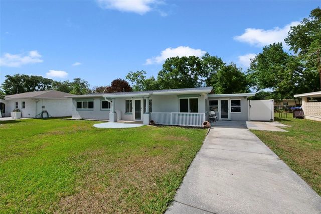 2331 W OAK STREET, Kissimmee, FL 34741