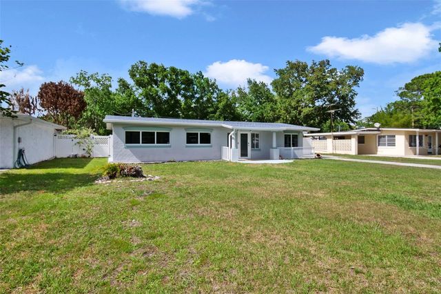 2331 W OAK STREET, Kissimmee, FL 34741