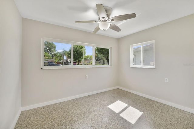2331 W OAK STREET, Kissimmee, FL 34741