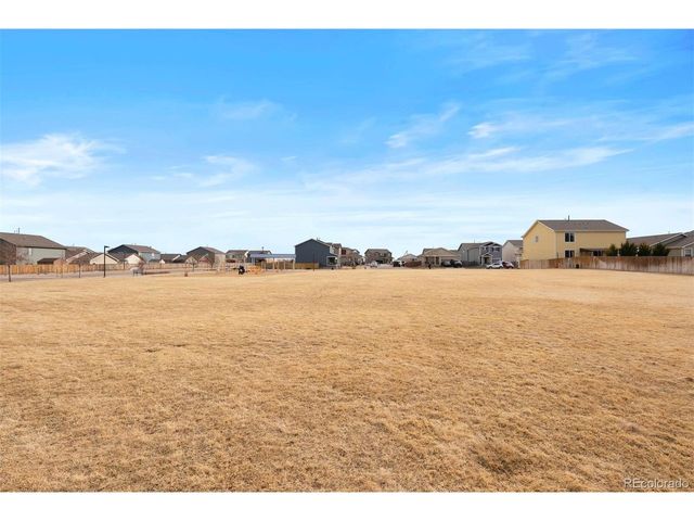 47401 Lily Ave, Bennett, CO 80102