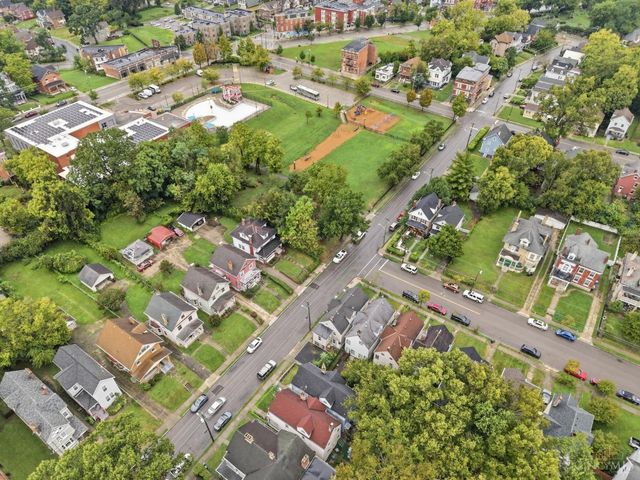 3216 Hackberry Street, Cincinnati, OH 45207