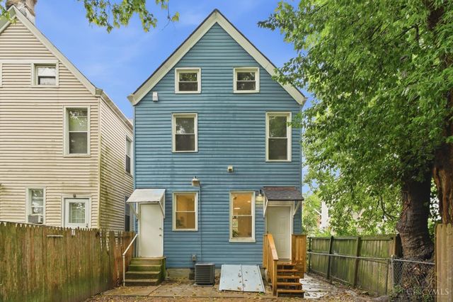 3216 Hackberry Street, Cincinnati, OH 45207