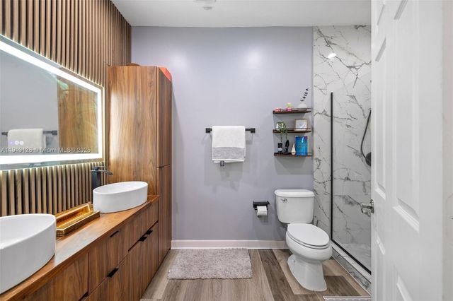 8780 NW 116th Path, Doral, FL 33178