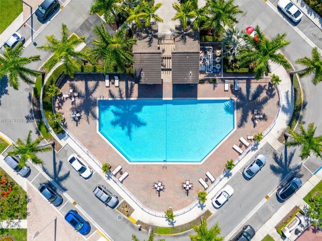 8780 NW 116th Path, Doral, FL 33178