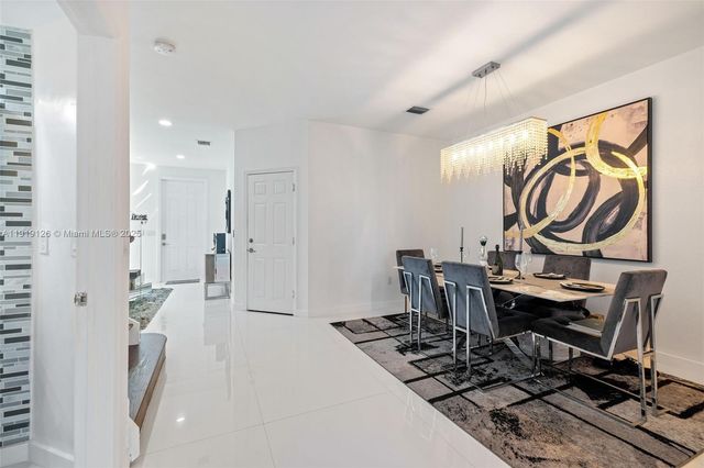 8780 NW 116th Path, Doral, FL 33178