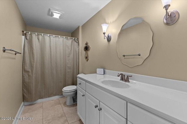 3211 Deer Pointe Pl, Prospect, KY 40059