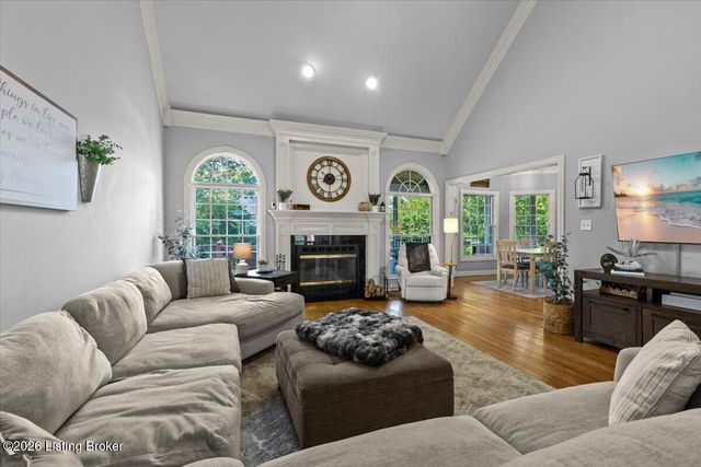 3211 Deer Pointe Pl, Prospect, KY 40059