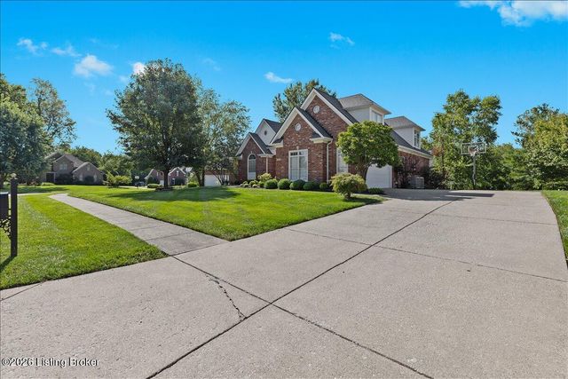 3211 Deer Pointe Pl, Prospect, KY 40059