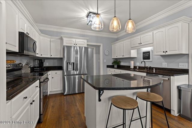 3211 Deer Pointe Pl, Prospect, KY 40059