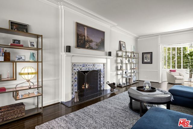 850 Birchwood Drive, Los Angeles, CA 90024