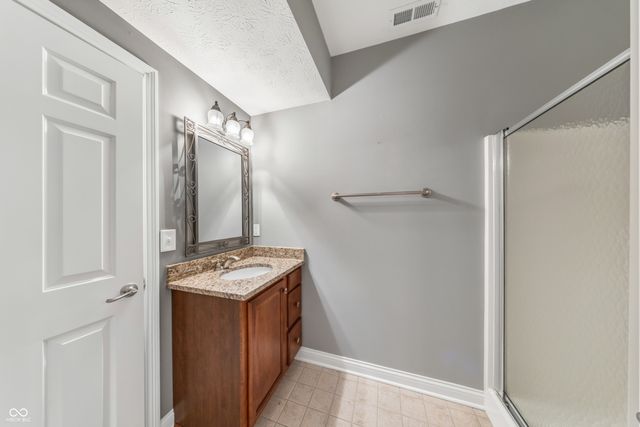 8069 Middle Bay Lane, Indianapolis, IN 46236