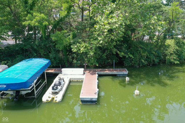 8069 Middle Bay Lane, Indianapolis, IN 46236