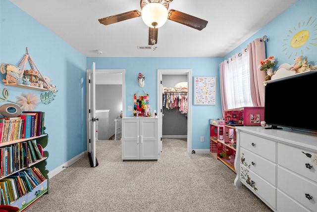 101 Brumfield Ct, Clarksville, TN 37043