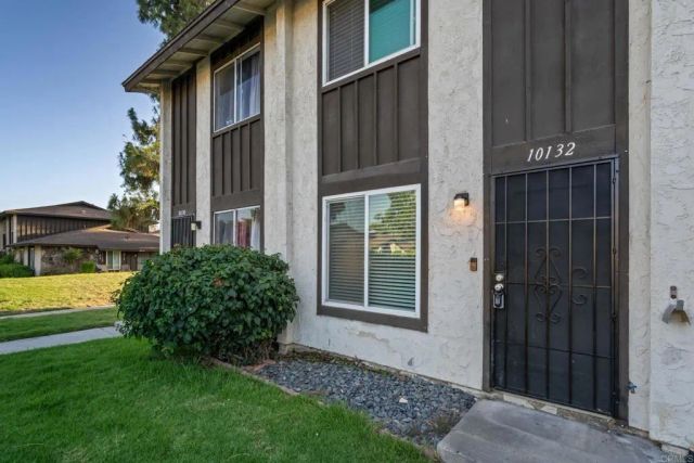 10132 Peaceful Court, Santee, CA 92071