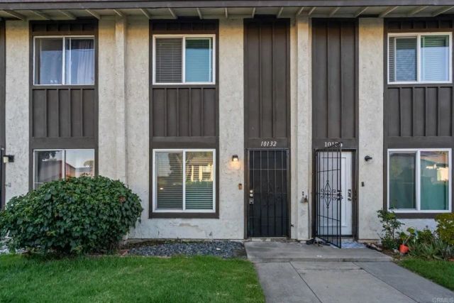 10132 Peaceful Court, Santee, CA 92071