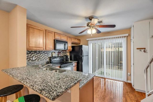 10132 Peaceful Court, Santee, CA 92071
