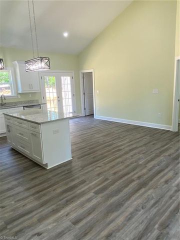 613 Kendall Street, Eden, NC 27288