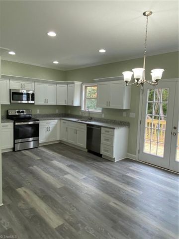 613 Kendall Street, Eden, NC 27288