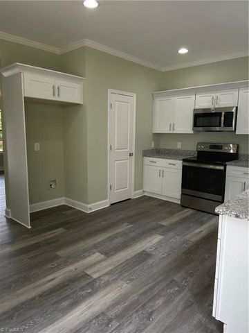 613 Kendall Street, Eden, NC 27288