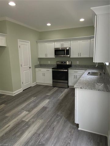 613 Kendall Street, Eden, NC 27288