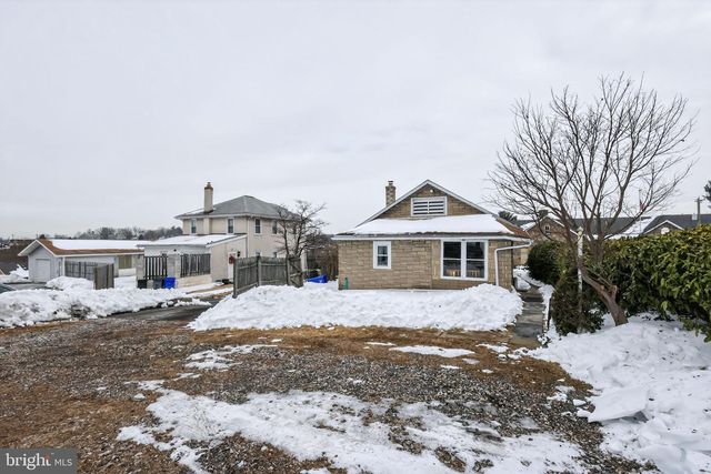 208 LIMEKILN PIKE, Glenside, PA 19038