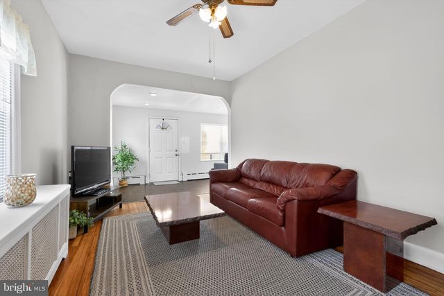 208 LIMEKILN PIKE, Glenside, PA 19038