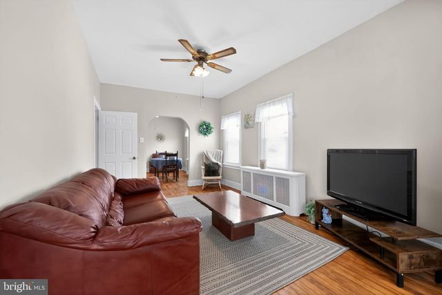 208 LIMEKILN PIKE, Glenside, PA 19038