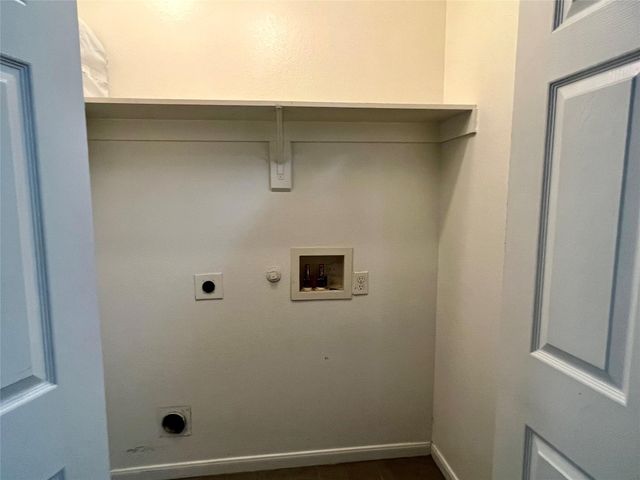 6654 Cool Morn Drive, Dallas, TX 75241