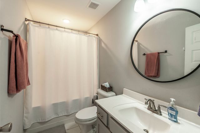 1055 Appaloosa Way, Gallatin, TN 37066