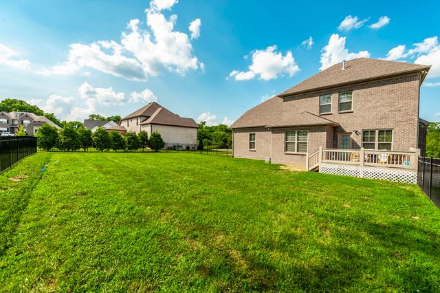 1055 Appaloosa Way, Gallatin, TN 37066