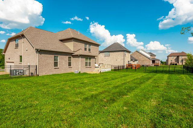 1055 Appaloosa Way, Gallatin, TN 37066